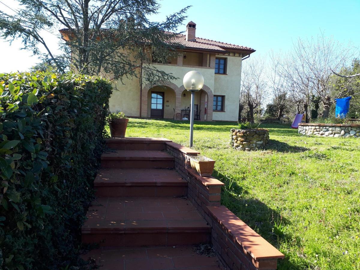 Agriturismo Montemari Villa Palaia Exterior photo